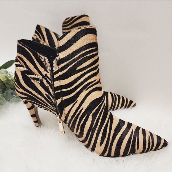 NEW Sam Edelmen Zebra print boots - Picture 4 of 14